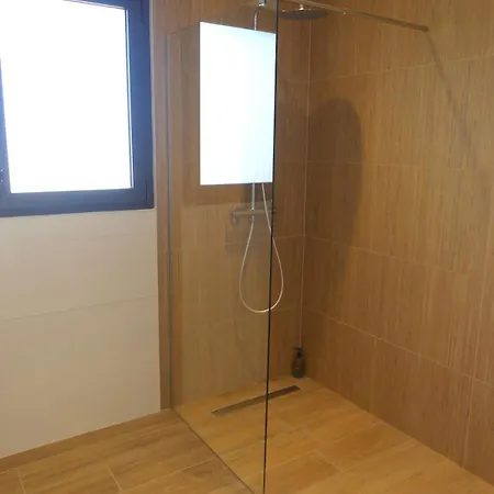 Argenta - Authenticite - Piscine - Climatisation - Vignes شقة