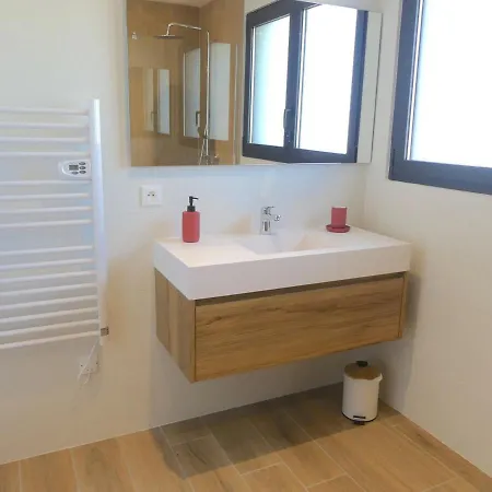 Argenta - Authenticité - Piscine - Climatisation - Vignes Apartamento *